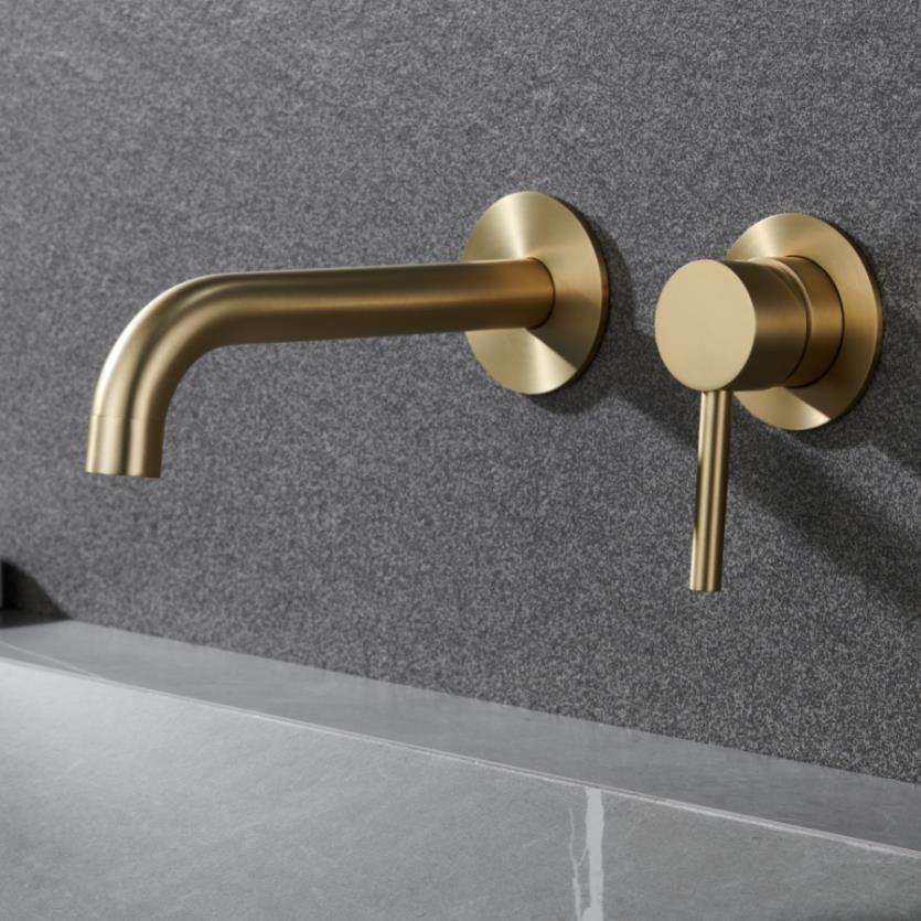 Home Bathroom Taps - ステンレス鋼の浴室の蛇口ミキサーシンクタップ洗面台マットブラックゴールド温水と冷水ウォールマウントスパウトバスハンドル付き