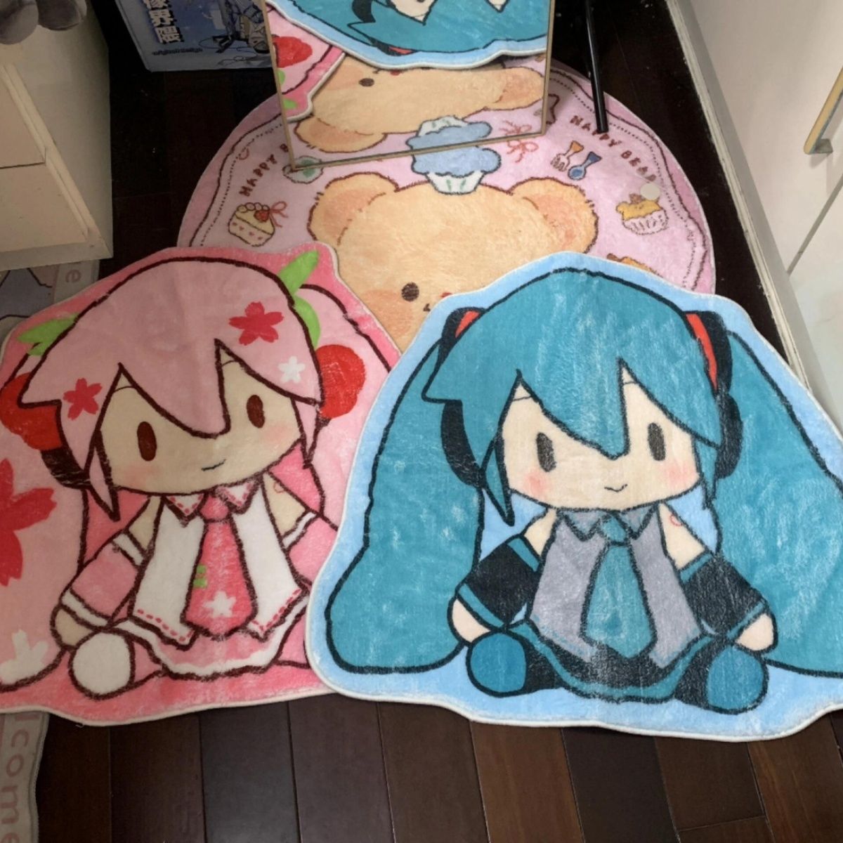 かわいい初音ミク ラグ アニメ キュートマット 浴室用滑り止 - Home Goods Bathroom Accessories のレビューと価格