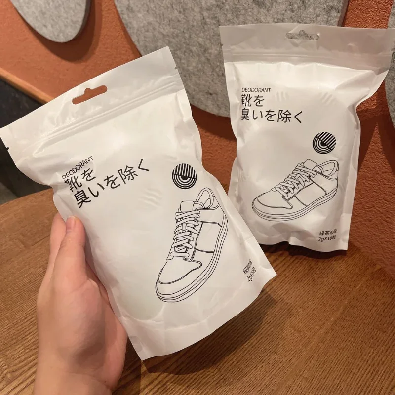 天然靴用消臭剤ボール 長持ちする消臭剤 靴、クローゼット、バ - Home Bathroom Freshener のレビューと価格